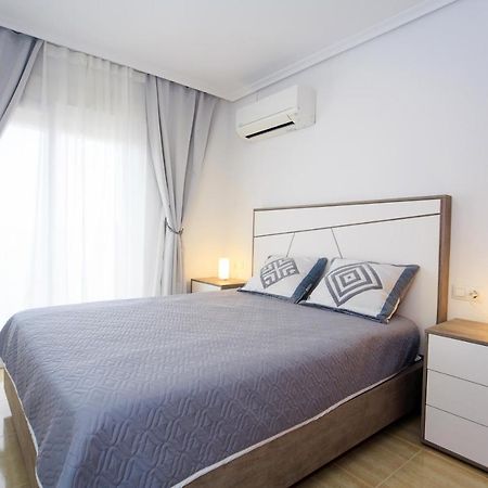 Two Bedroom Apartment La Manga מראה חיצוני תמונה