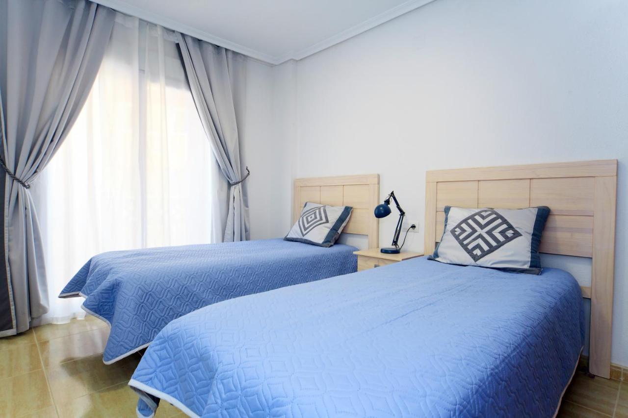 Two Bedroom Apartment La Manga מראה חיצוני תמונה